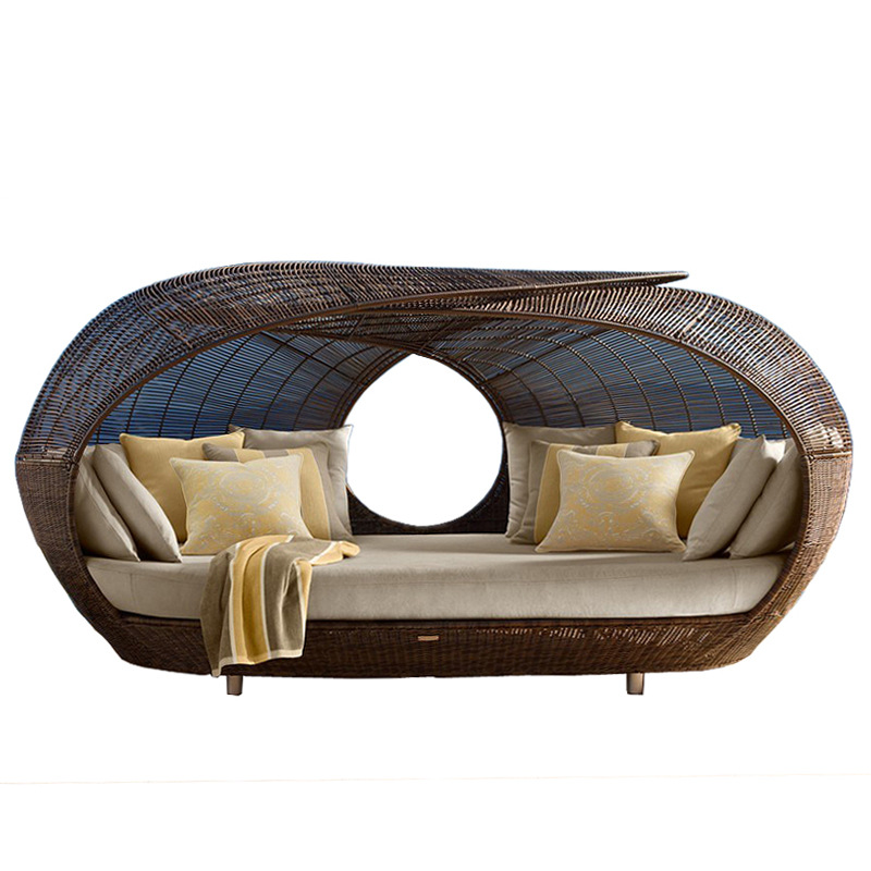 Outdoor Furniture For Sale - เตียงนอนกลางแจ้งหวายสังเคราะห์ทรงครึ่งวงกลมคุณภาพดี ขายดี พร้อมเบาะนุ่ม/เตียงอาบแดดในสวน